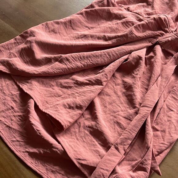 BNWT Women's Mini Wrap Dress - Cupshe- M - Picture 4 of 6